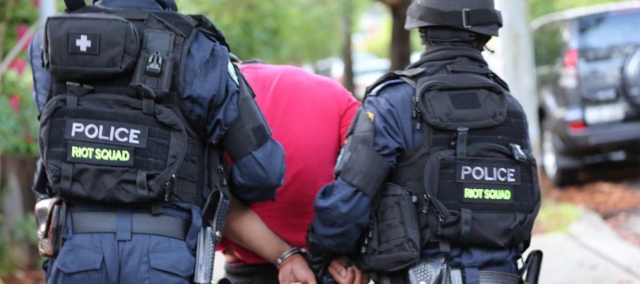 Detenidos en Australia dos yihadistas. Detenidos en Australia dos yihadistas.