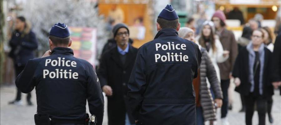 La Fiscalía belga confirma el hallazgo de cinturones, explosivos y una huella de Salah Abdeslam La Fiscalía belga confirma el hallazgo de cinturones, explosivos y una huella de Salah Abdeslam