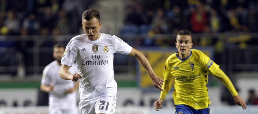 Denis Cheryshev, durante le partido contra el Cádiz Denis Cheryshev, durante le partido contra el Cádiz