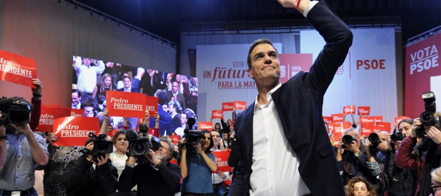 Pedro Sánchez durante el mitin de Toledo Pedro Sánchez durante el mitin de Toledo