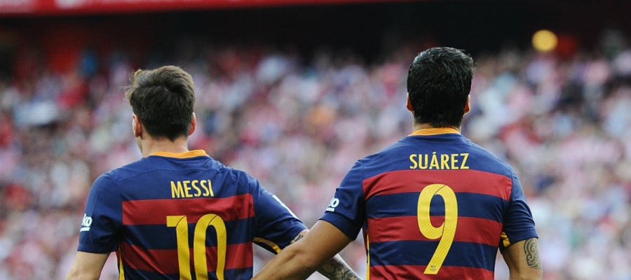 Messi, con Luis Suárez Messi, con Luis Suárez