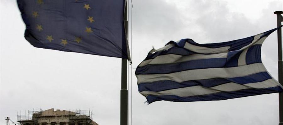 Banderas de Grecia y la UE Banderas de Grecia y la UE