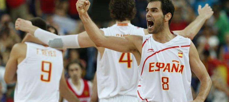 Calderón, Pau Gasol y Felipe Reyes celebran su victoria ante Rusia Calderón, Pau Gasol y Felipe Reyes celebran su victoria ante Rusia