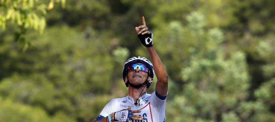Warren Barguil se impone vencedor de la decimotercera etapa de la Vuelta Warren Barguil se impone vencedor de la decimotercera etapa de la Vuelta