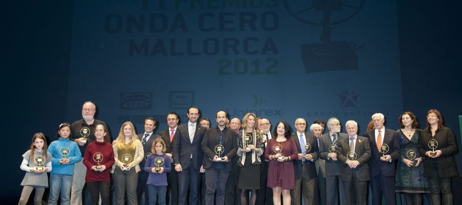 Foto de Familia con los Premiados en los Premios de 2012 Foto de Familia con los Premiados en los Premios de 2012