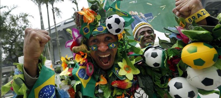 Aficionado frente Maracaná Aficionado frente Maracaná