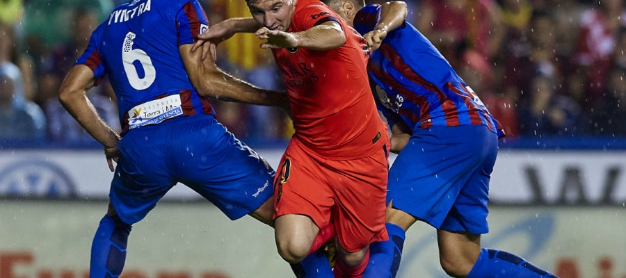 Lionel Messi busca zafarse de Vyntra Lionel Messi busca zafarse de Vyntra