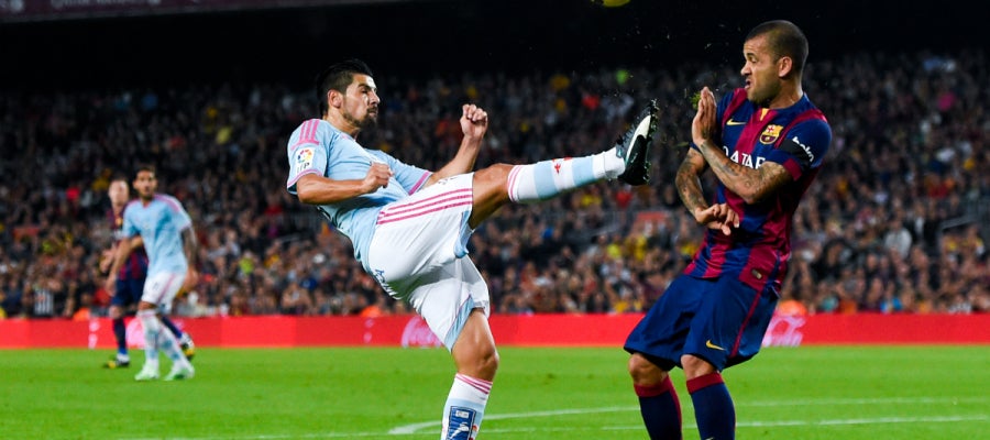 Nolito, ante Dani Alves Nolito, ante Dani Alves