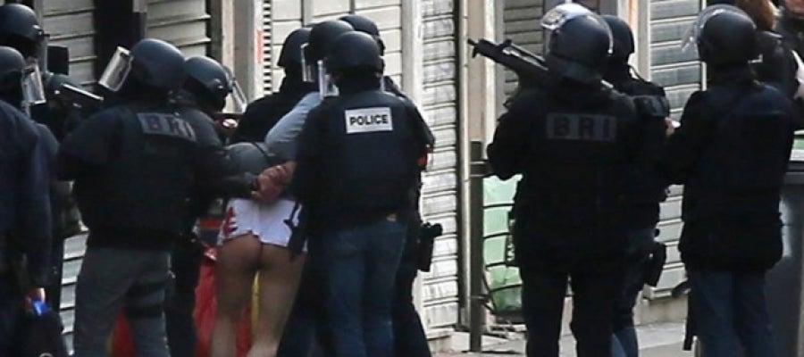 Operación policial en Saint Denis Operación policial en Saint Denis