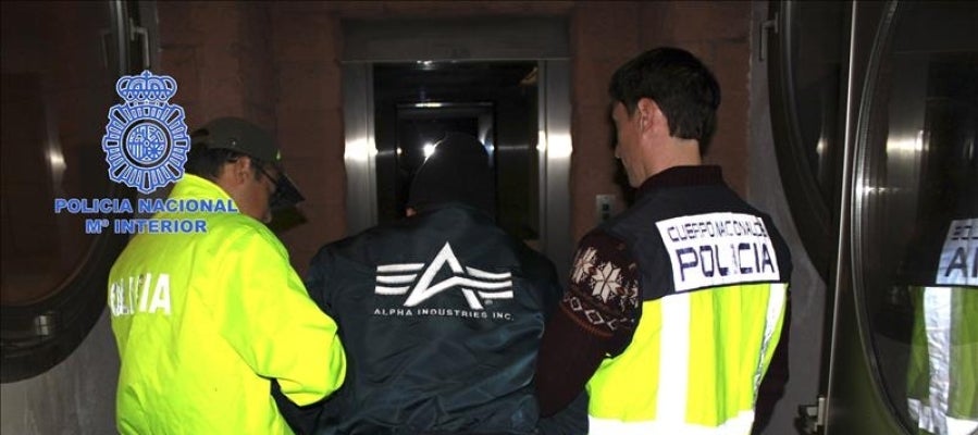Fotografía facilitada por la Guardia Civil de la detención de Héctor Albeidis Fotografía facilitada por la Guardia Civil de la detención de Héctor Albeidis