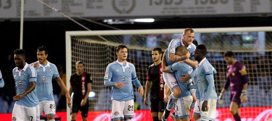 Los jugadores del Celta celebran la victoria del equipo gallego Los jugadores del Celta celebran la victoria del equipo gallego