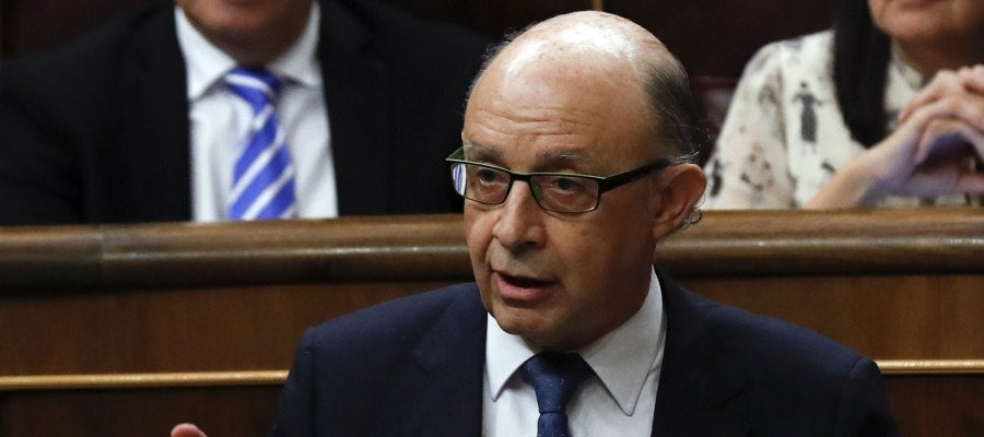 Cristóbal Montoro, ministro de Hacienda Cristóbal Montoro, ministro de Hacienda