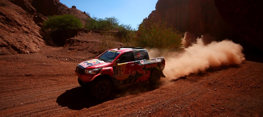 Nasser Al-Attiyah, en la tercera etapa del Dakar Nasser Al-Attiyah, en la tercera etapa del Dakar