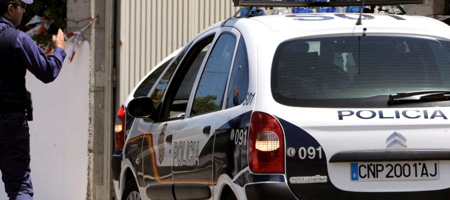 Vehículo de la Policía Nacional Vehículo de la Policía Nacional