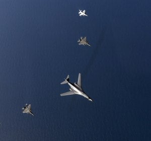 Bombarderos B-1B estadounidenses realizan maniobras en Corea del Sur Bombarderos B-1B estadounidenses realizan maniobras en Corea del Sur