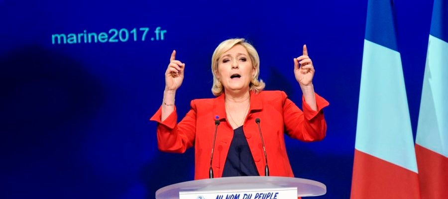 La líder y candidata del partido Frente Nacional, Marine Le Pen, da un discurso electoral La líder y candidata del partido Frente Nacional, Marine Le Pen, da un discurso electoral