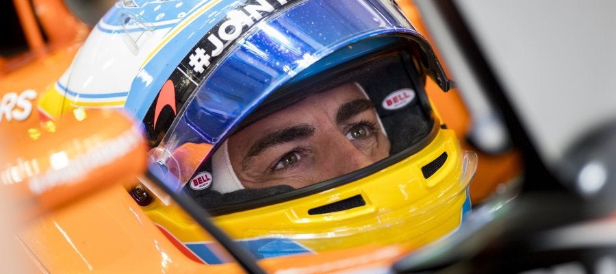 Fernando Alonso durante los entrenamientos libres Fernando Alonso durante los entrenamientos libres