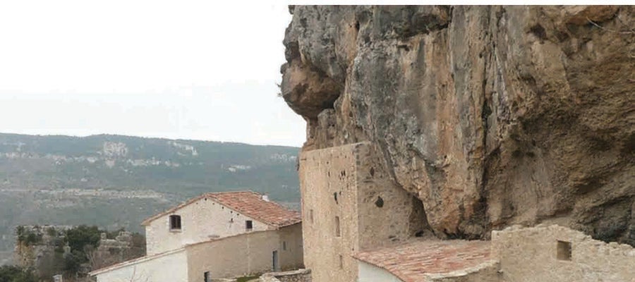Las pinturas rupestres de Morella la Vella se pueden visitar durante los fines de semana y festivos con cita previa. Las pinturas rupestres de Morella la Vella se pueden visitar durante los fines de semana y festivos con cita previa.