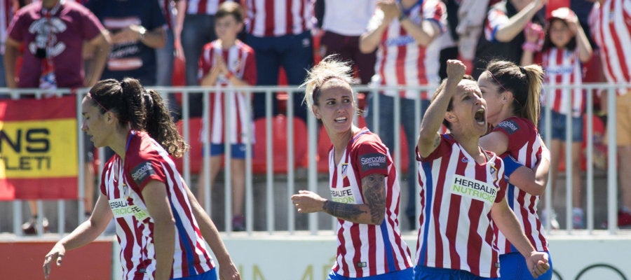 El Atlético de Madrid celebra uno de los goles decisivos por la Liga El Atlético de Madrid celebra uno de los goles decisivos por la Liga
