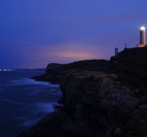 José Manuel Pérez Llamas nos envía una foto del Faro de Santander José Manuel Pérez Llamas nos envía una foto del Faro de Santander
