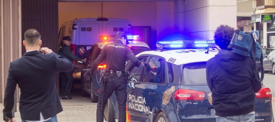Un coche de la Policía Nacional Un coche de la Policía Nacional