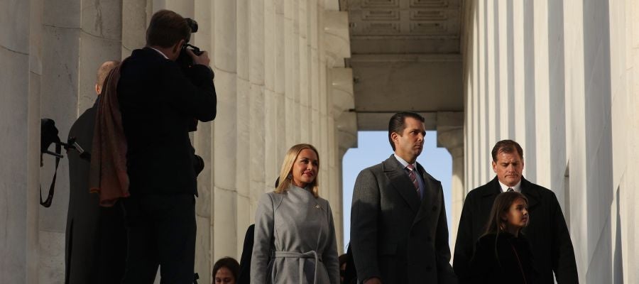 En la imagen, Donald Trump Jr. (2d) y su esposa, Vanessa En la imagen, Donald Trump Jr. (2d) y su esposa, Vanessa