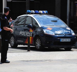 Coche de la Policía Nacional Coche de la Policía Nacional