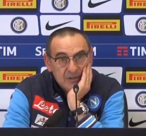 Sarri, técnico del Nápoles, en rueda de prensa Sarri, técnico del Nápoles, en rueda de prensa