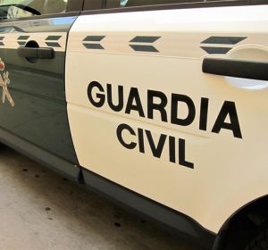 Imagen de un vehículo de la Guardia Civil Imagen de un vehículo de la Guardia Civil