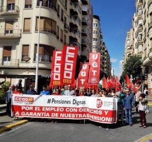 Cabecera de la manifestación en Elche por unas pensiones dignas Cabecera de la manifestación en Elche por unas pensiones dignas