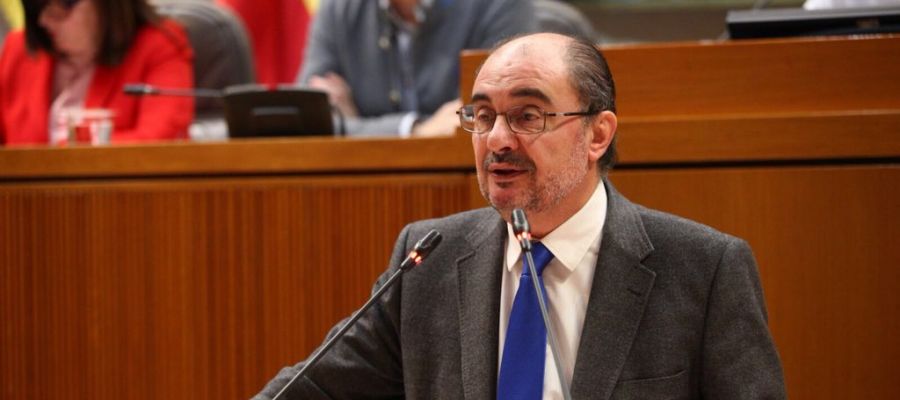 El presidente, Javier Lambán, en el pleno El presidente, Javier Lambán, en el pleno