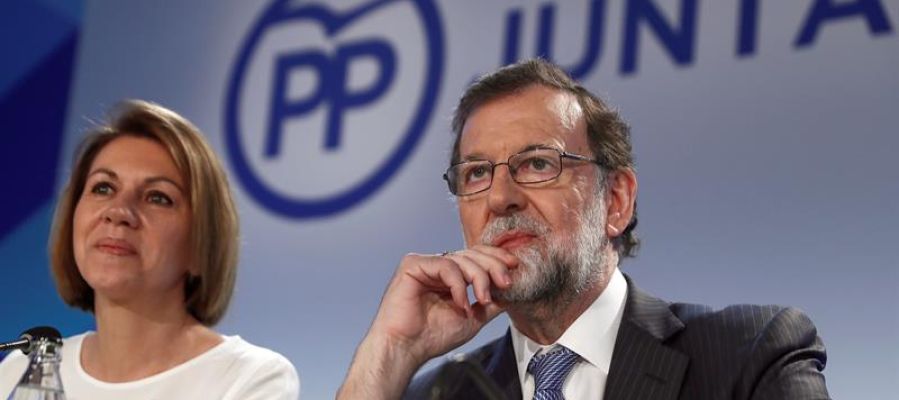 El expresidente del Gobierno Mariano Rajoy y la exministra de Defensa, María Dolores de Cospedal El expresidente del Gobierno Mariano Rajoy y la exministra de Defensa, María Dolores de Cospedal