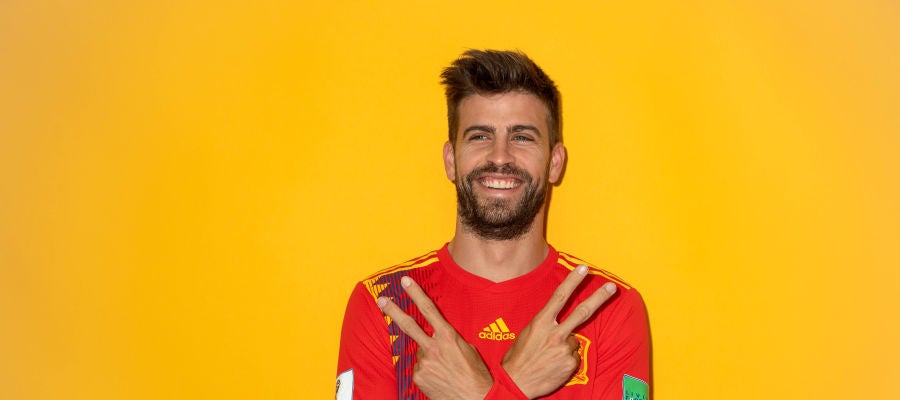 Gerard Piqué posa en una sesión antes del Mundial de Rusia Gerard Piqué posa en una sesión antes del Mundial de Rusia