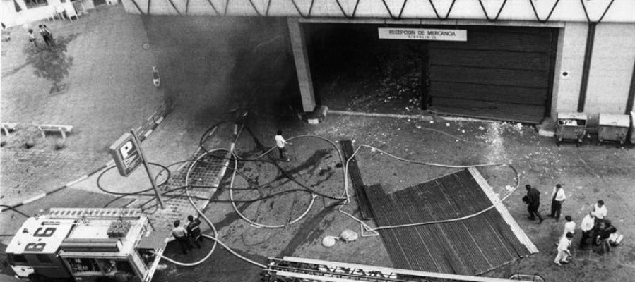 Imagen del atentado en el Hipercor de Barcelona Imagen del atentado en el Hipercor de Barcelona
