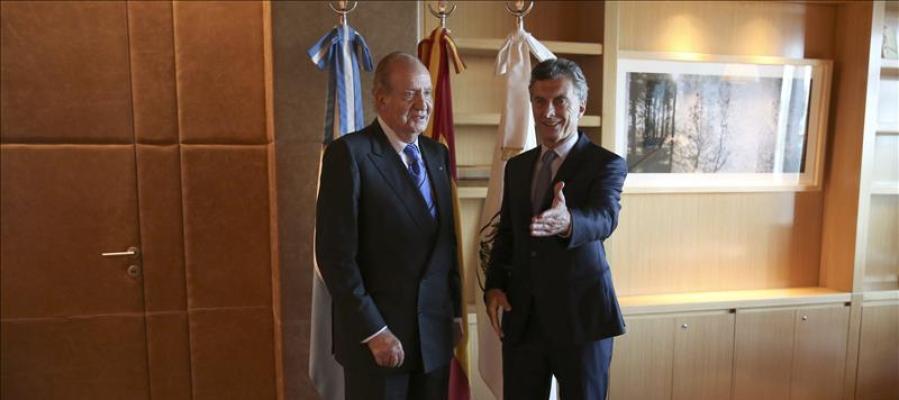 Mauricio Macri con el Rey Juan Carlos. Mauricio Macri con el Rey Juan Carlos.