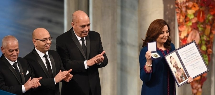 Los miembros del Cuarteto de Diálogo de Túnez reciben el Premio Nobel de la Paz Los miembros del Cuarteto de Diálogo de Túnez reciben el Premio Nobel de la Paz