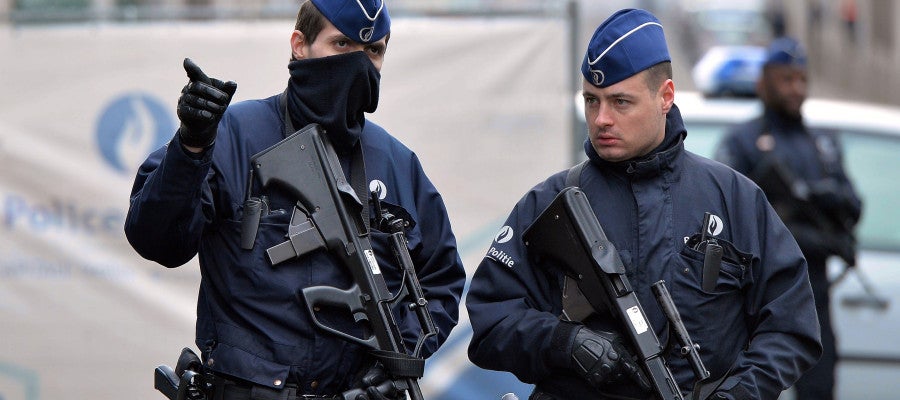 Agentes de la Policía en Bruselas Agentes de la Policía en Bruselas