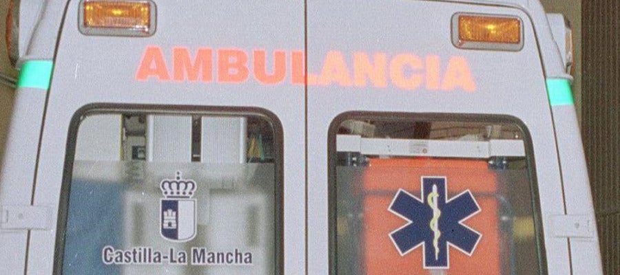 Imagen de archivo de una ambulancia de Castilla-La Mancha Imagen de archivo de una ambulancia de Castilla-La Mancha