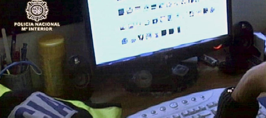 Operación policial contra la pornografía infantil (Archivo) Operación policial contra la pornografía infantil (Archivo)
