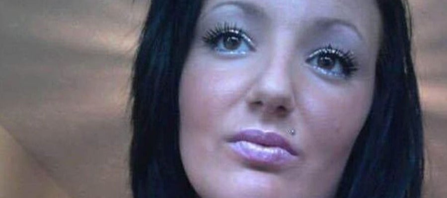 Sadie Backston, una joven inglesa de 25 años, que ha muerto víctima del cáncer Sadie Backston, una joven inglesa de 25 años, que ha muerto víctima del cáncer