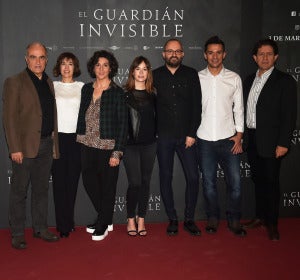 El equipo al completo de 'El Guardián Invisible' El equipo al completo de 'El Guardián Invisible'