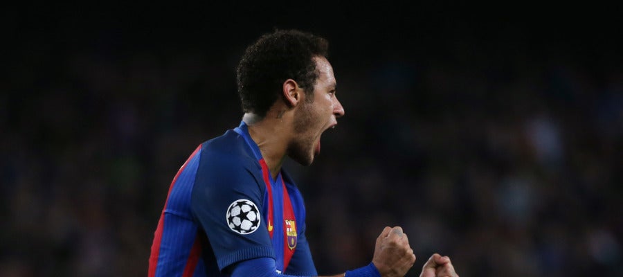 Neymar celebra su gol al PSG Neymar celebra su gol al PSG