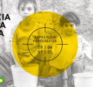 Gracias a la colaboración de la refinería de BP en Castellón y de la Fundación Dávalos–Fletcher, estas instantáneas muestran la situación que viven las niñas y niños en medio de la guerra siria. Gracias a la colaboración de la refinería de BP en Castellón y de la Fundación Dávalos–Fletcher, estas instantáneas muestran la situación que viven las niñas y niños en medio de la guerra siria.