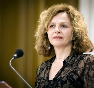 La informadora del desarrollo de las negociaciones para un nuevo gobierno y ministra en funciones de Sanidad y Deporte, Edith Schippers. La informadora del desarrollo de las negociaciones para un nuevo gobierno y ministra en funciones de Sanidad y Deporte, Edith Schippers.