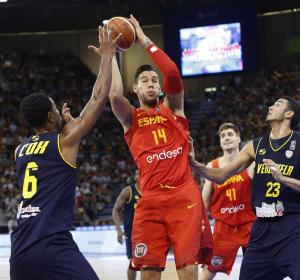 Hernangómez durante el partido entre España y Venezuela Hernangómez durante el partido entre España y Venezuela