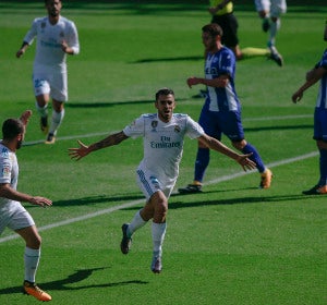 Dani Ceballos celebra uno de sus goles contra el Alavés Dani Ceballos celebra uno de sus goles contra el Alavés