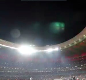 Espectacular juego de luces en el Wanda Espectacular juego de luces en el Wanda