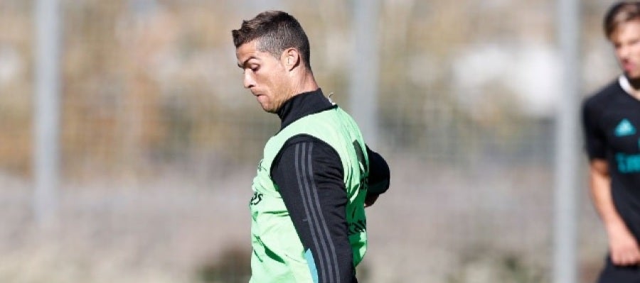 Cristiano Ronaldo se ejercita en Valdebebas Cristiano Ronaldo se ejercita en Valdebebas
