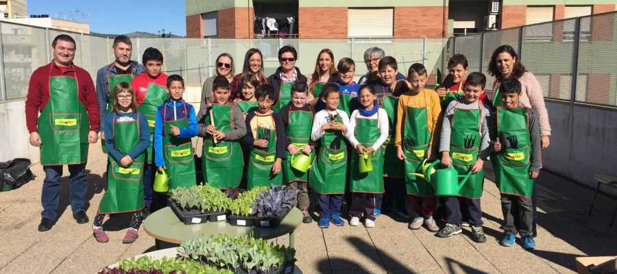 El proyecto se ha ejecutado gracias a la colaboración de El Corte Inglés, BriCor y los patrocinadores Flower y Keter. El proyecto se ha ejecutado gracias a la colaboración de El Corte Inglés, BriCor y los patrocinadores Flower y Keter.