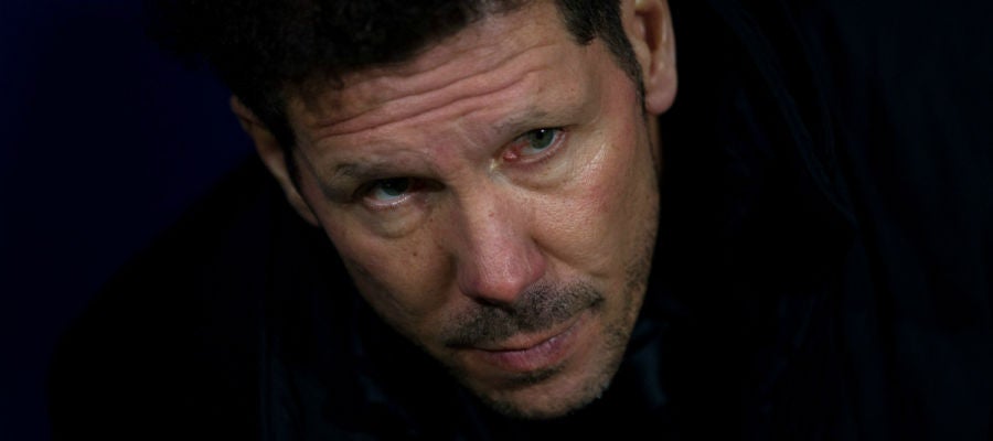 Diego Simeone, durante un partido Diego Simeone, durante un partido